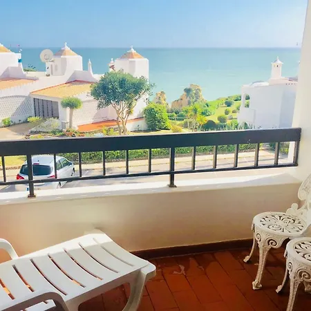 T3 Near The | B111 Porches (Algarve)