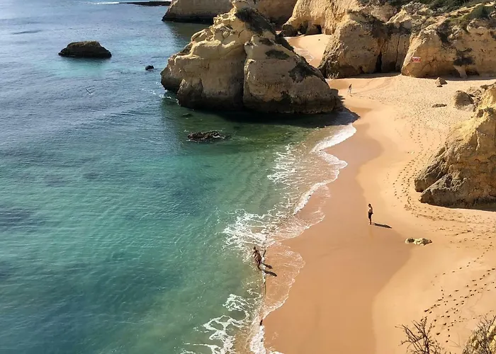 T3 Near The | B111 * Porches (Algarve)